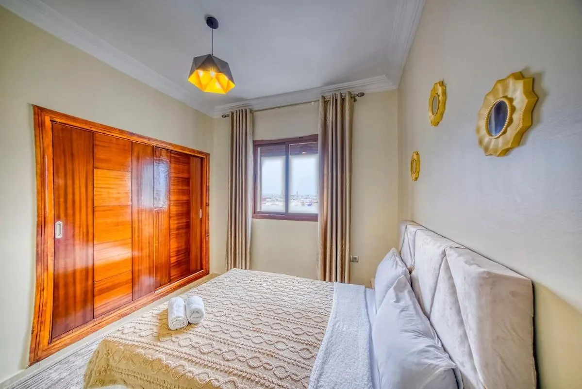 Appartement 2Chambre Et Salon Pres De La Mer Et Des Commodites Agadir